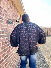 Load image into Gallery viewer, Swank Bank kimono
